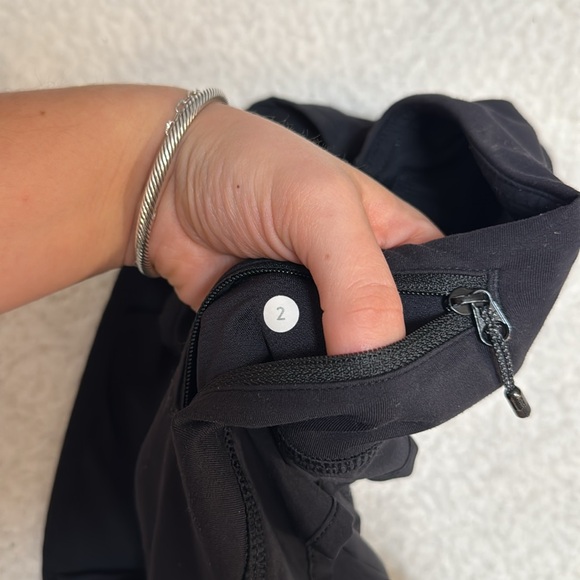 *WEAR* Lululemon Speed Up Short - 2 - Picture 2 of 4